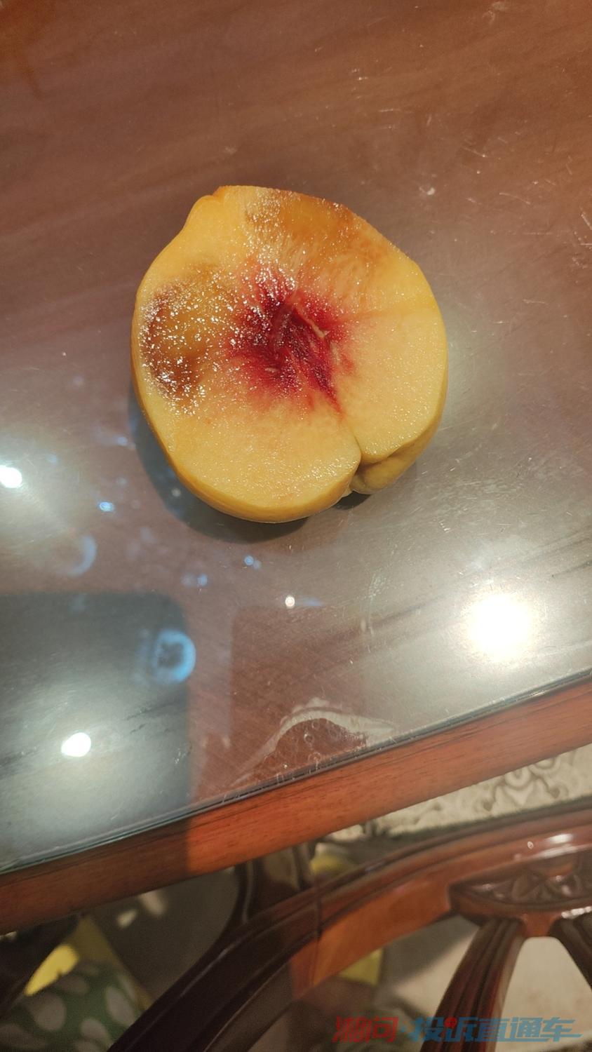 桃子怎么分辨是不是熟了 5ec2bc95979c184e5fab05462b800609.jpg