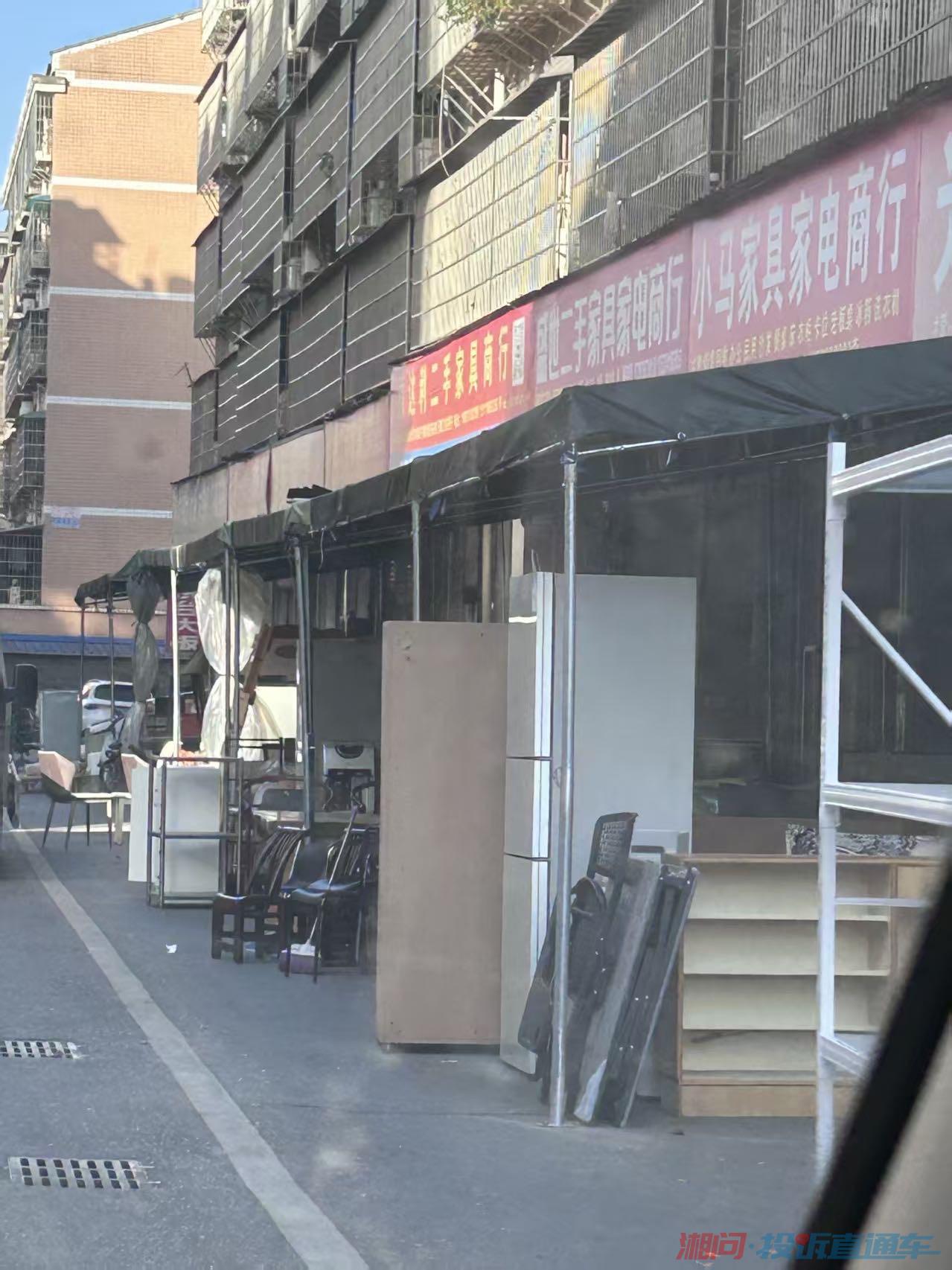 关于长沙市开福区月湖大市场C区19栋商户违规搭建及消防安全隐患的投诉信 投诉直通车_湘问投诉直通车_华声在线